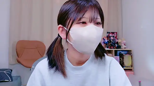 Snapshot of -anzu-o chatting on 8, 9, 2025 -anzu-o online show from 8, 9, 2025