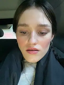 Mia Mia M online show from 11, 2, 2026