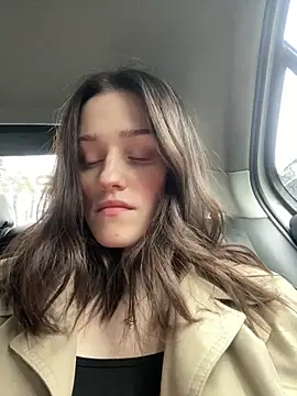 Mia Mia M online show from 19, 3, 2026