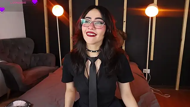 vampy dolll online show from 22, 3, 2025