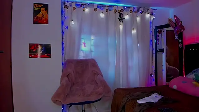 cuteweed420 online show from 20, 1, 2025