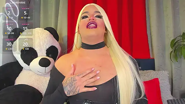 Snapshot of Missisabella_ chatting on 7, 11, 2025 Missisabella online show from 7, 11, 2025