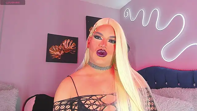 Missisabella  online show from 12, 9, 2025