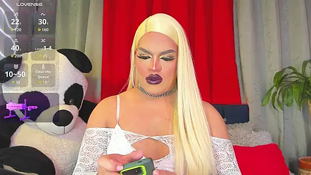 Snapshot of Missisabella_ chatting on 10, 11, 2025 Missisabella online show from 10, 11, 2025