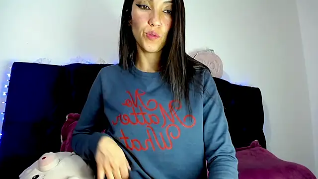 emilialopez online show from 12, 12, 2024