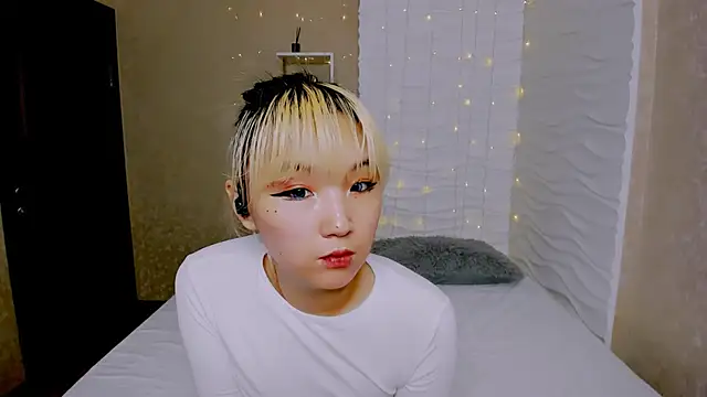 Milla Aheo online show from 13, 2, 2026