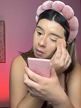 SaraBraun  online show from 13, 7, 2026