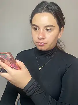 SaraBraun  online show from 12, 4, 2026