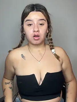 SaraBraun  online show from 8, 5, 2026