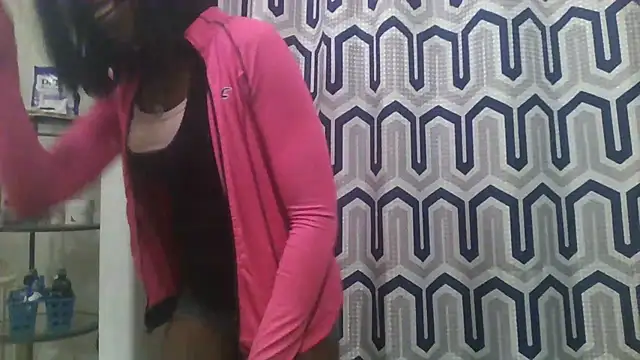 LuckiXCX online show from 11, 2, 2025