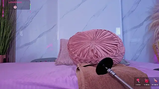 Chlooee   online show from 27, 2, 2026