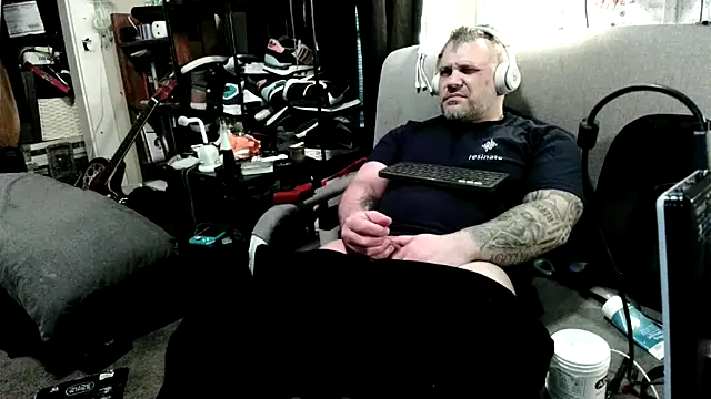 TwoFarty240 online show from 26, 3, 2026