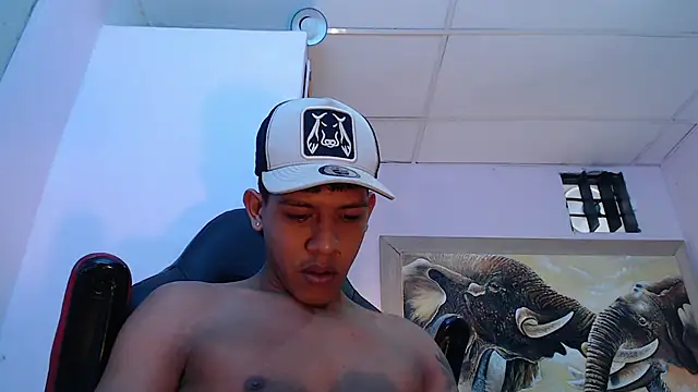 Snapshot of mr_stiven_ chatting on 19, 2, 2025 mr stiven online show from 19, 2, 2025