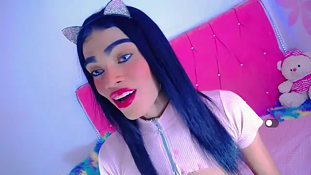 Theylor Rouse online show from 26, 10, 2025