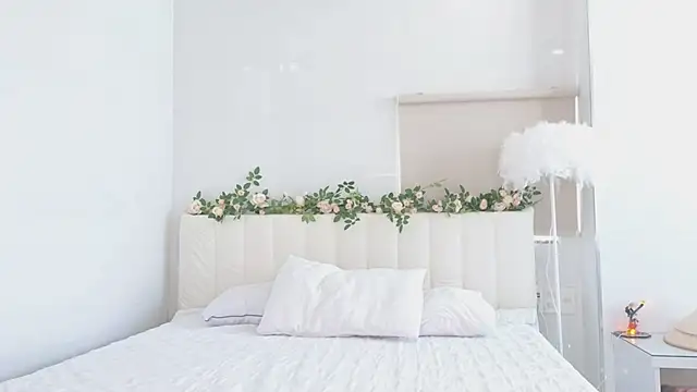 Akina starr online show from 3, 11, 2025