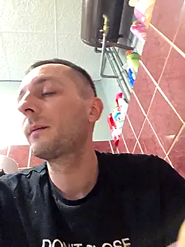 Snapshot of Kondzio chatting on 2, 5, 2026 Kondzio online show from 2, 5, 2026