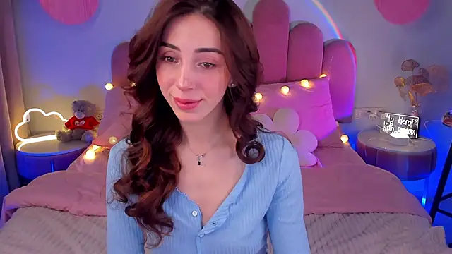 ElsaYoung online show from 9, 2, 2025