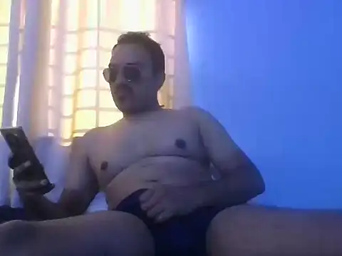 farhaanmacho online show from 4, 3, 2026