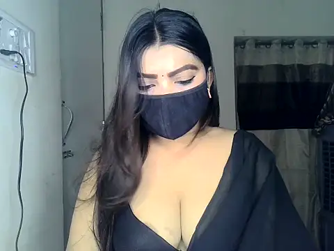 Snapshot of ishi_Beauty chatting on 14, 7, 2026 ishi Beauty online show from 14, 7, 2026