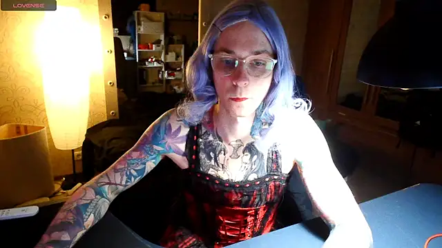 Julia dolls online show from 9, 5, 2026