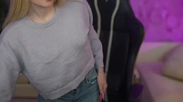 Snapshot of Ewa_Pearl chatting on 2, 3, 2025 Ewa Pearl online show from 2, 3, 2025