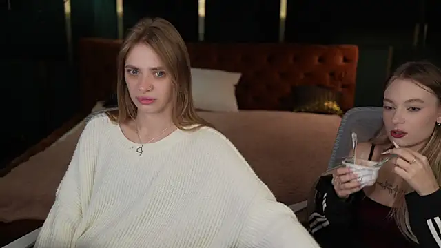 Snapshot of Ewa_Pearl chatting on 16, 9, 2025 Ewa Pearl online show from 16, 9, 2025