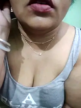 Snapshot of Oeshi chatting on 19, 3, 2026 Oeshi online show from 19, 3, 2026