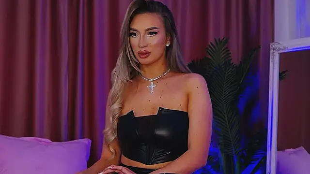 FelyJolie online show from 15, 2, 2025