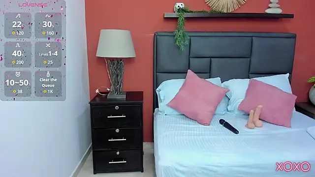 linda rios  online show from 15, 10, 2025