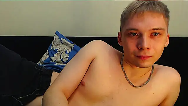 Snapshot of __sugarrebit chatting on 10, 2, 2025   sugarrebit online show from 10, 2, 2025