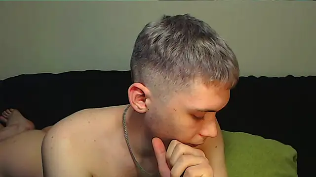 Snapshot of __sugarrebit chatting on 3, 2, 2025   sugarrebit online show from 3, 2, 2025