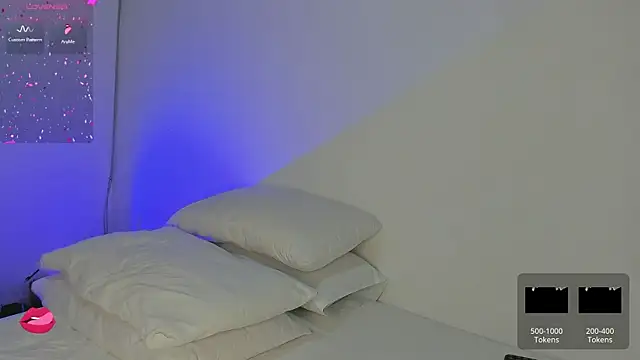 DannaHott17 online show from 28, 2, 2025