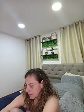 sasi luna online show from 8, 2, 2026