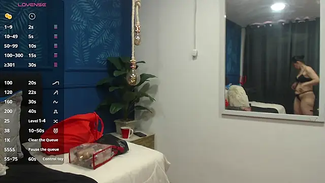 sasi luna online show from 30, 10, 2025