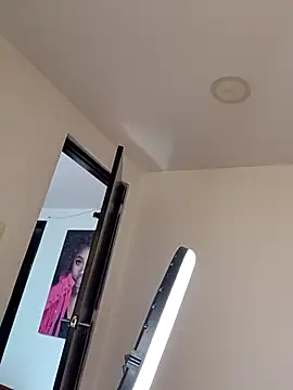 sasi luna online show from 15, 12, 2025