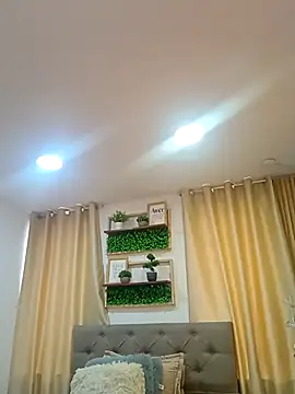 sasi luna online show from 20, 12, 2025