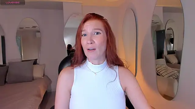 Snapshot of MiaFarrell_ chatting on 22, 5, 2026 MiaFarrell online show from 22, 5, 2026