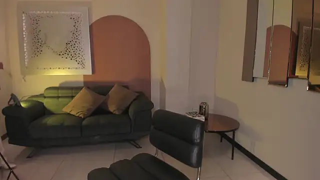 Snapshot of BellaCarteer_ chatting on 10, 11, 2025 BellaCarteer online show from 10, 11, 2025