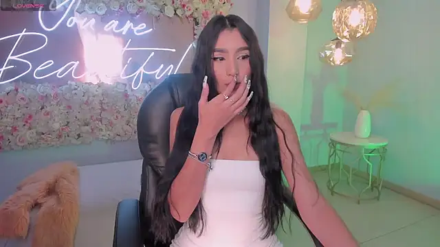 BellaCarteer  online show from 2, 12, 2025