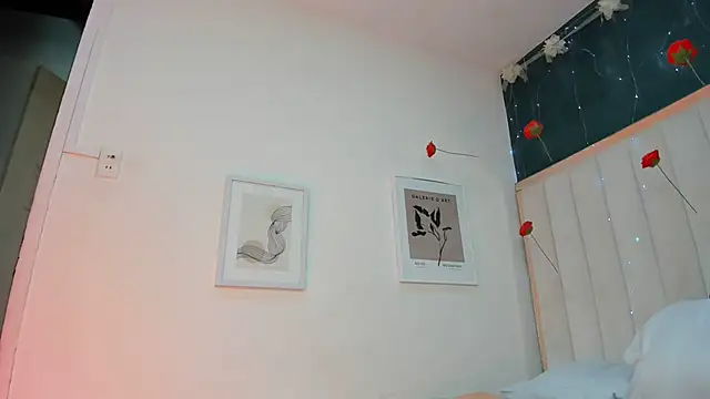 africa holmes online show from 25, 2, 2026