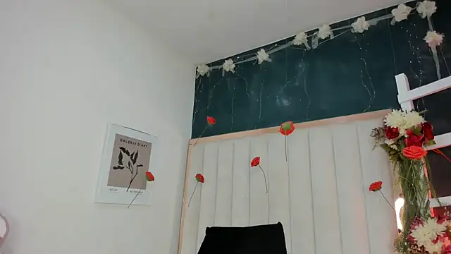 africa holmes online show from 22, 4, 2026