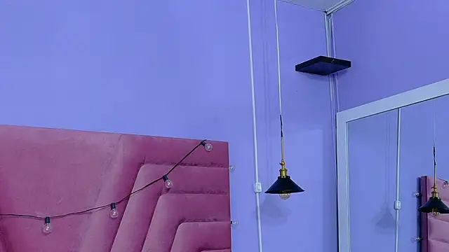 Snapshot of kinkyandsavage chatting on 19, 10, 2025 kinkyandsavage online show from 19, 10, 2025