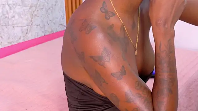 kinkyandsavage online show from 18, 12, 2025