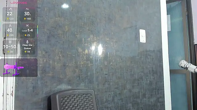 violett collins  online show from 3, 12, 2025