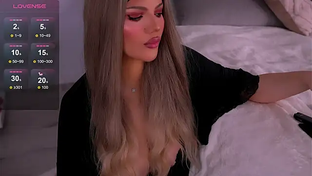 Graciane Lee online show from 27, 10, 2025