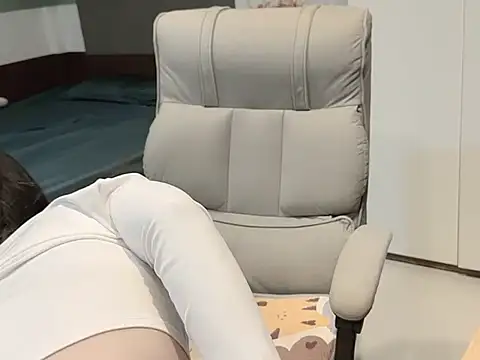 Eva-Public online show from 11, 9, 2025