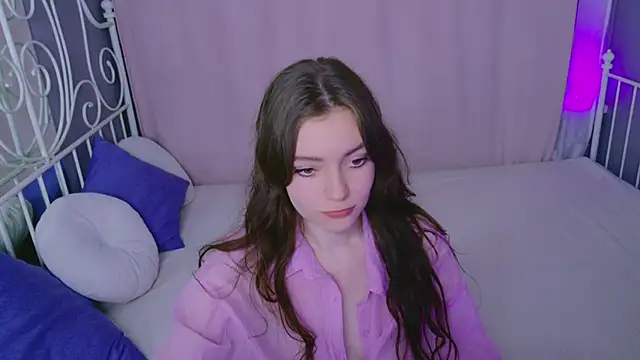 Snapshot of Lana__Cute_ chatting on 19, 6, 2026 Lana Cute online show from 19, 6, 2026
