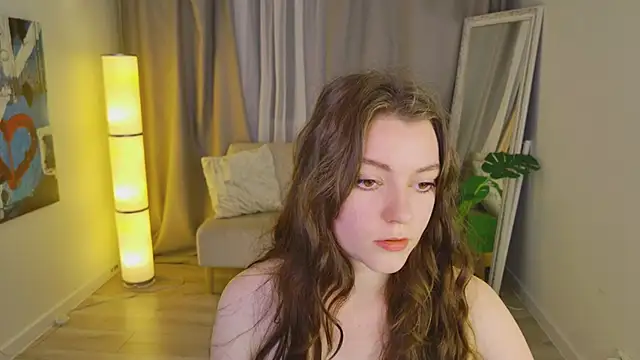 Lana  Cute  online show from 10, 6, 2026