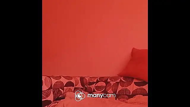 Snapshot of lunaxxxtreme chatting on 4, 3, 2025 lunaxxxtreme online show from 4, 3, 2025