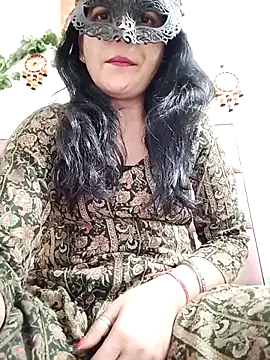 Snapshot of sexy_bhabhi69 chatting on 6, 11, 2025 sexy bhabhi69 online show from 6, 11, 2025